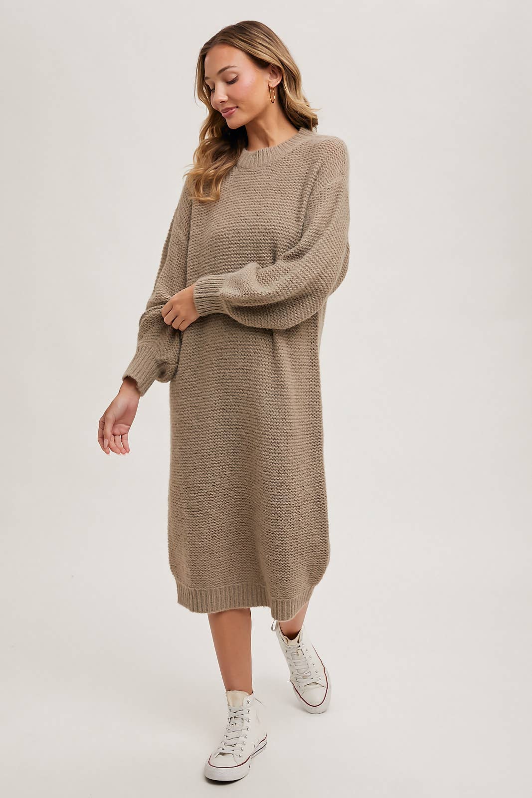 OVERSIZED LIGHTWEIGHT KNIT SWEATER MIDI DRESS