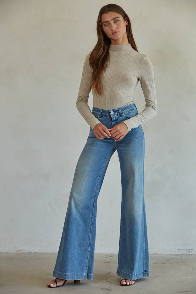 Knit Ribbed Mock Neck Fitted Top