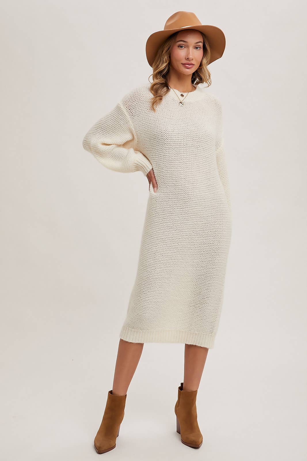 OVERSIZED LIGHTWEIGHT KNIT SWEATER MIDI DRESS